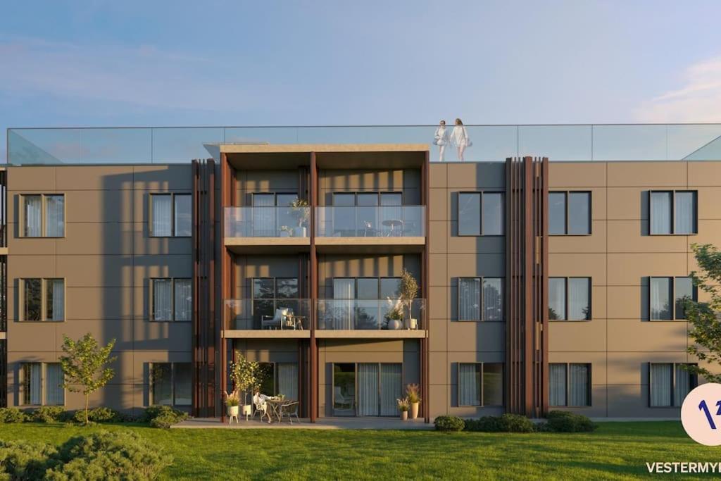 Stylish And Serviced Studio Apartment In Lofoten Svolvær Esterno foto