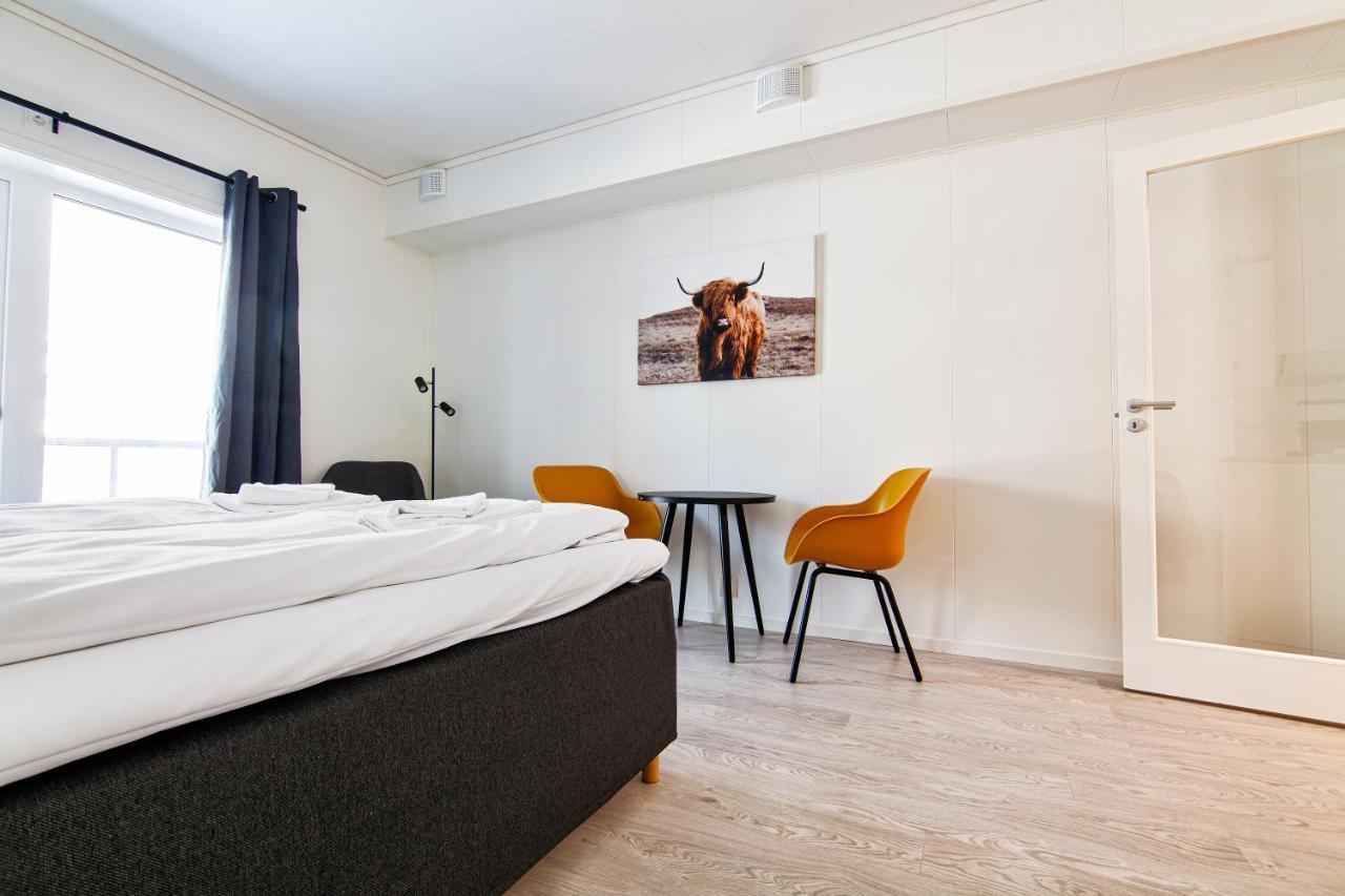 Stylish And Serviced Studio Apartment In Lofoten Svolvær Esterno foto