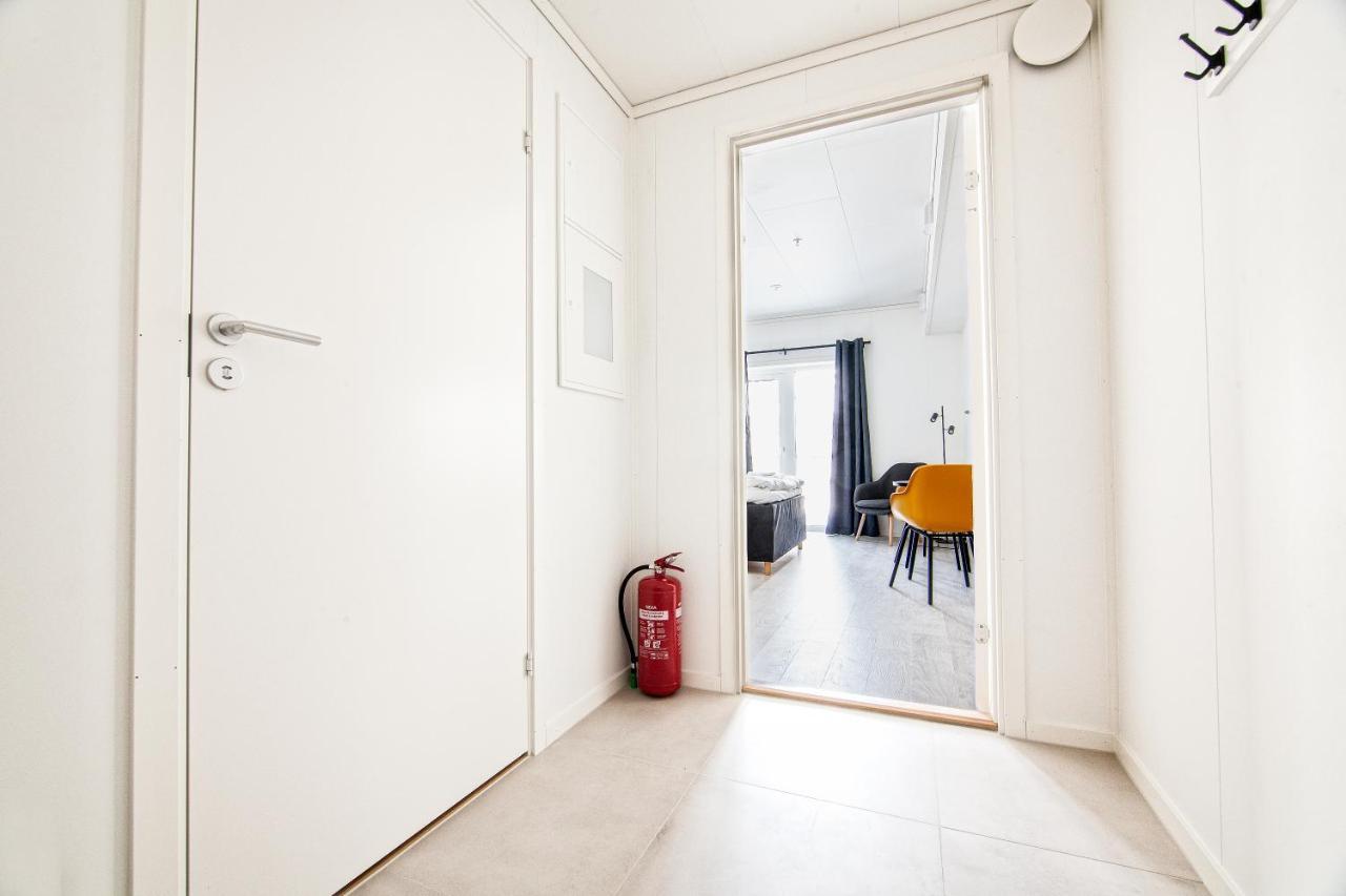 Stylish And Serviced Studio Apartment In Lofoten Svolvær Esterno foto